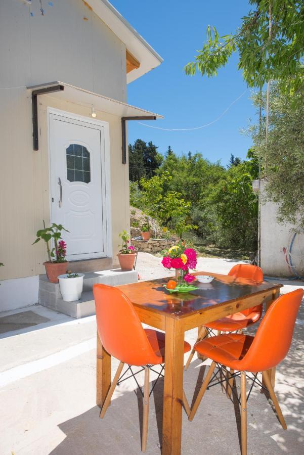 Basil & Guest House Lazarata Exterior photo